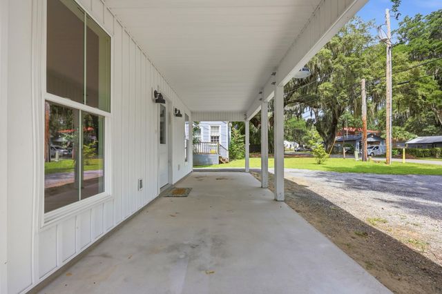 403 Bayview Dr., Georgetown, SC 29440