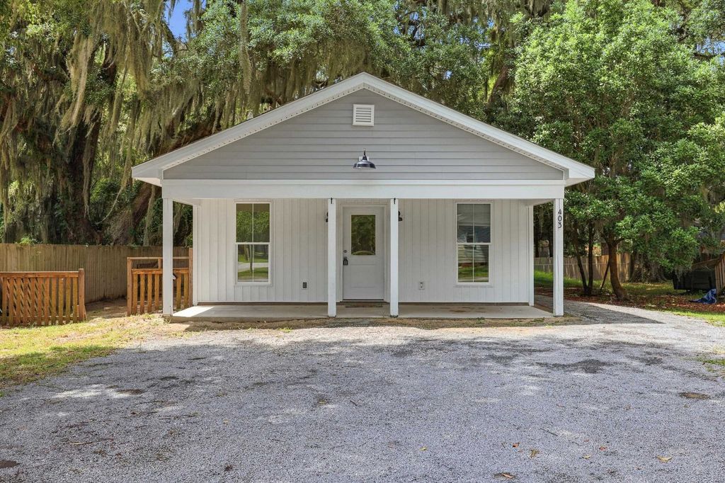 403 Bayview Dr., Georgetown, SC 29440