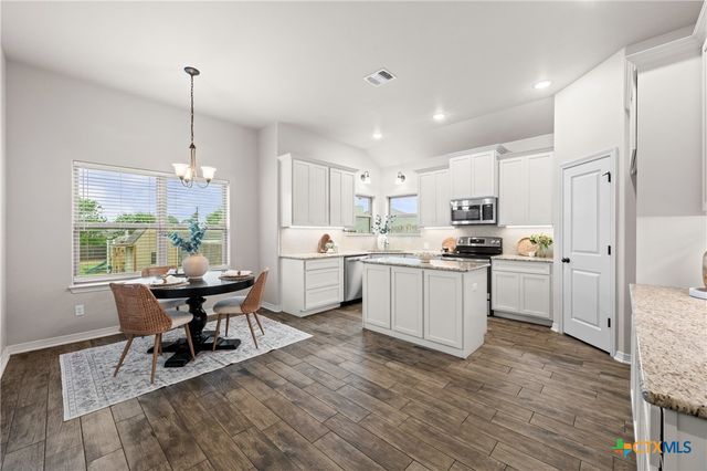 1819 Rustic Manor Drive, Temple, TX 76502
