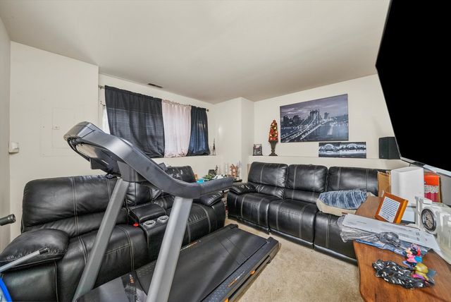 2950 Shelly Lane 2950, Aurora, IL 60504