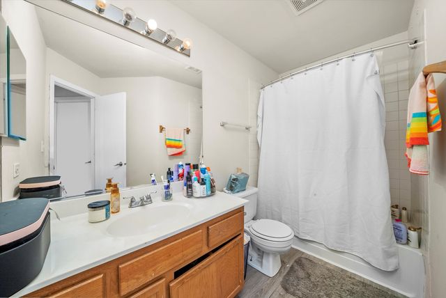 2950 Shelly Lane 2950, Aurora, IL 60504