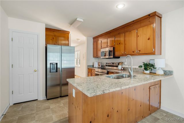 7843 Willow Walk Dr, Chesterfield, VA 23832