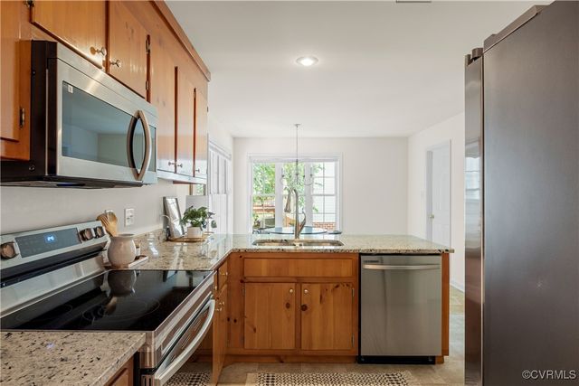 7843 Willow Walk Dr, Chesterfield, VA 23832