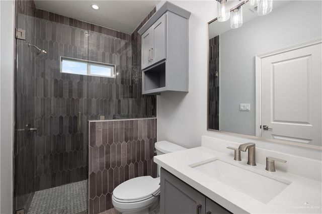 212 N Los Ebanos Boulevard, Mission, TX 78573