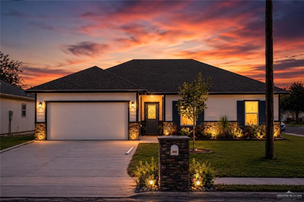 212 N Los Ebanos Boulevard, Mission, TX 78573