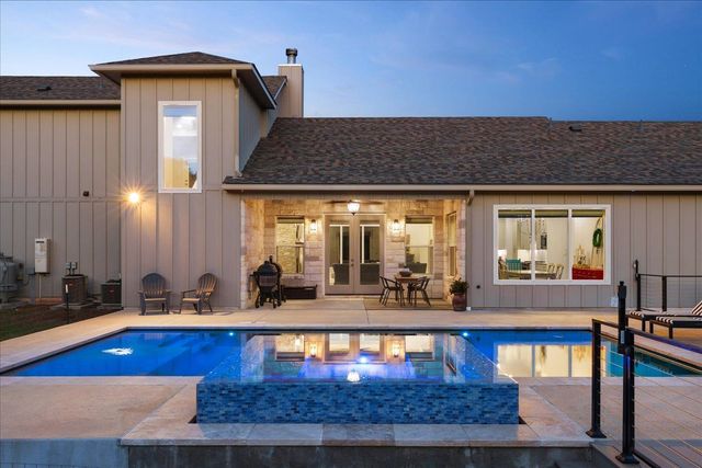 625B Las Colinas DR, Wimberley, TX 78676