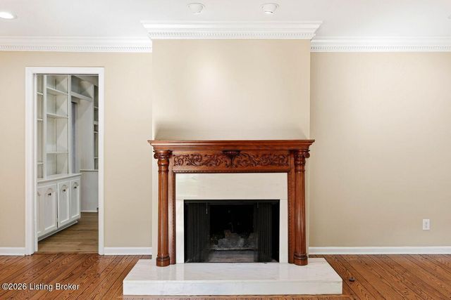 1904 Charbdin Pl, Louisville, KY 40207