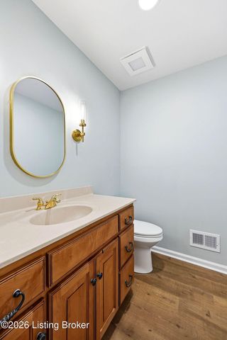 1904 Charbdin Pl, Louisville, KY 40207