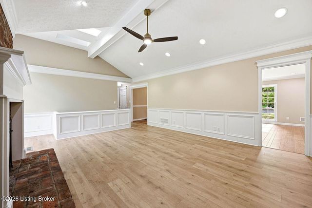 1904 Charbdin Pl, Louisville, KY 40207