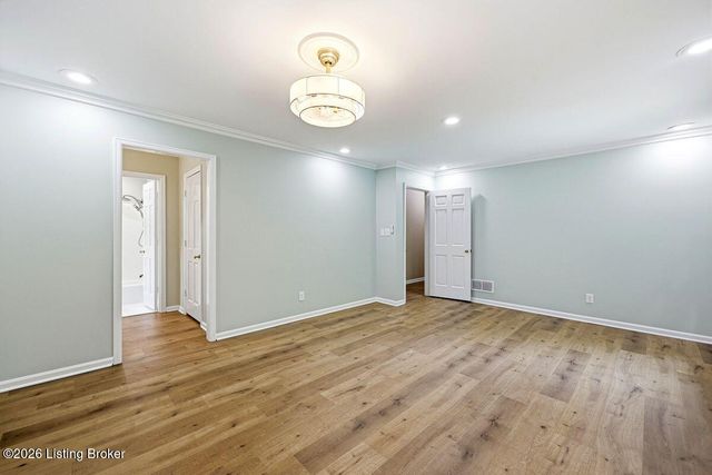 1904 Charbdin Pl, Louisville, KY 40207