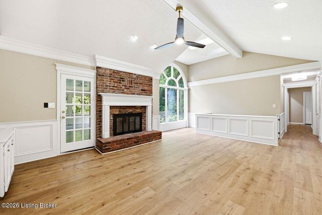 1904 Charbdin Pl, Louisville, KY 40207