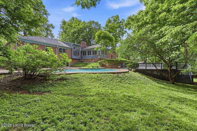 1904 Charbdin Pl, Louisville, KY 40207
