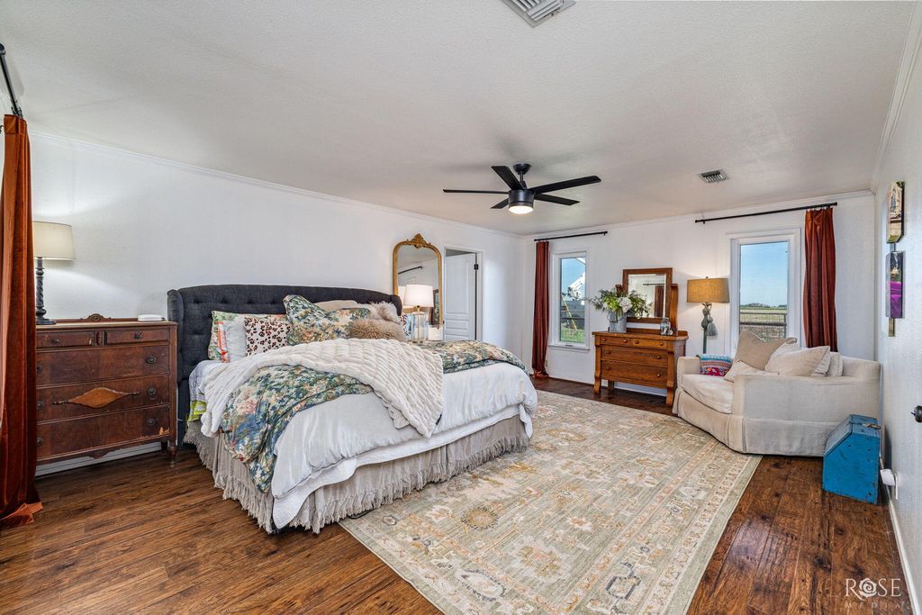 Image 15 of property listing at 6825 Hawk Avenue, San Angelo, TX 76905