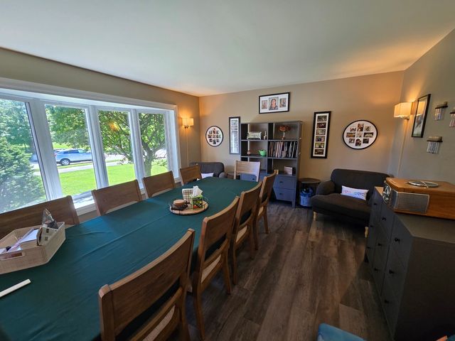 17042 Lockwood Avenue, Oak Forest, IL 60452