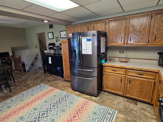 17042 Lockwood Avenue, Oak Forest, IL 60452