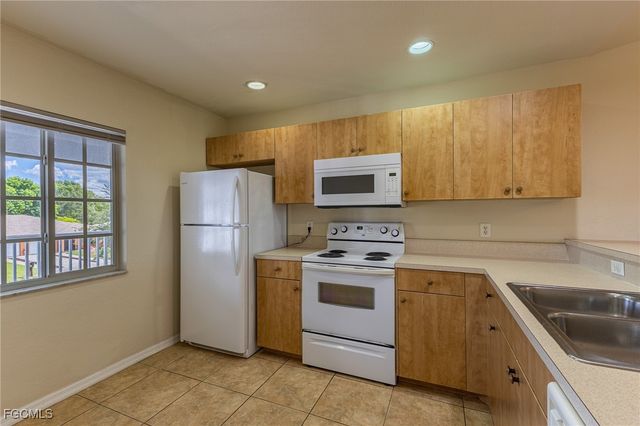 1328 SE 8th AVE 1-10, Cape Coral, FL 33990