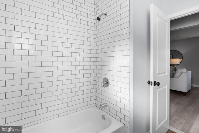 6124 CAMDEN AVE, Pennsauken, NJ 08110