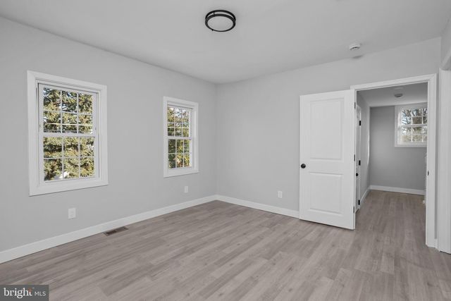 6124 CAMDEN AVE, Pennsauken, NJ 08110