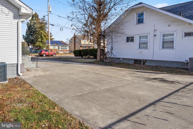 6124 CAMDEN AVE, Pennsauken, NJ 08110