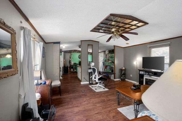 428 Kelly Fork Road, Hazard, KY 41701