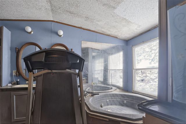 428 Kelly Fork Road, Hazard, KY 41701