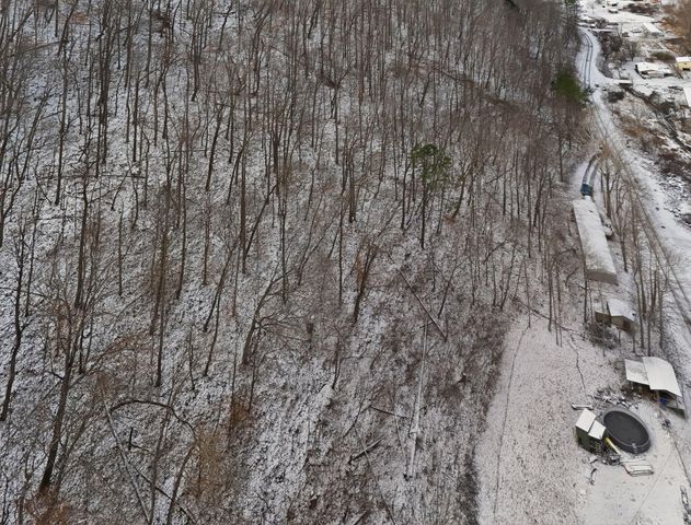 428 Kelly Fork Road, Hazard, KY 41701