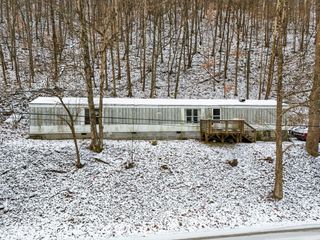 428 Kelly Fork Road, Hazard, KY 41701