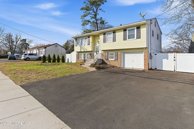 2178 Lanes Mill Road, Brick, NJ 08724