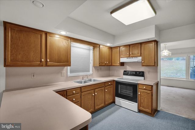 60 PLEASANT DR, Bernville, PA 19506