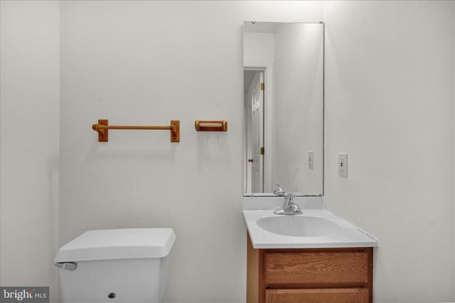 60 PLEASANT DR, Bernville, PA 19506