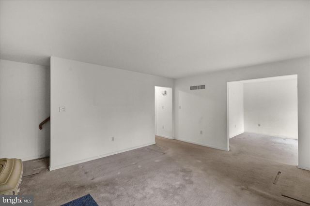 60 PLEASANT DR, Bernville, PA 19506