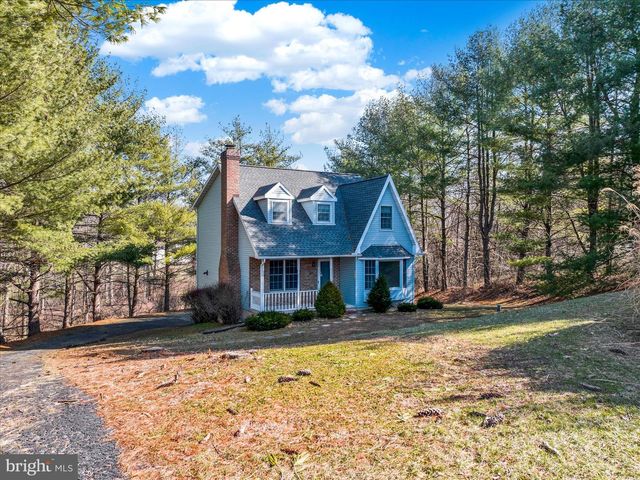 60 PLEASANT DR, Bernville, PA 19506