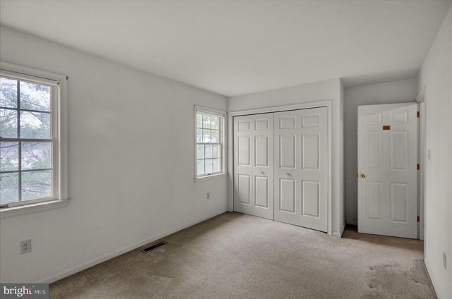 60 PLEASANT DR, Bernville, PA 19506