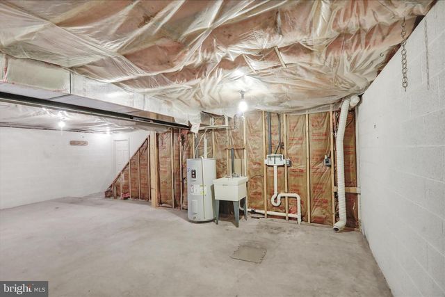 60 PLEASANT DR, Bernville, PA 19506