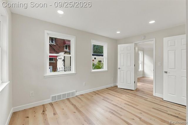 15760 Oakfield Street, Detroit, MI 48227