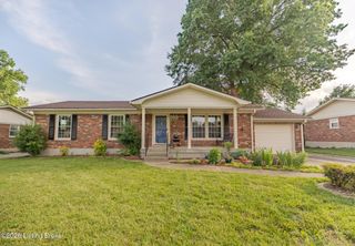 7311 Nottoway Cir, Louisville, KY 40214