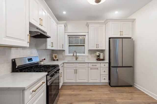 2936 N Keating Avenue, Chicago, IL 60641