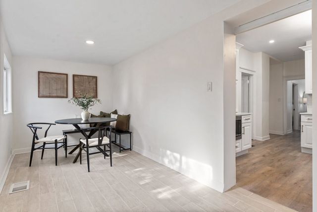 2936 N Keating Avenue, Chicago, IL 60641