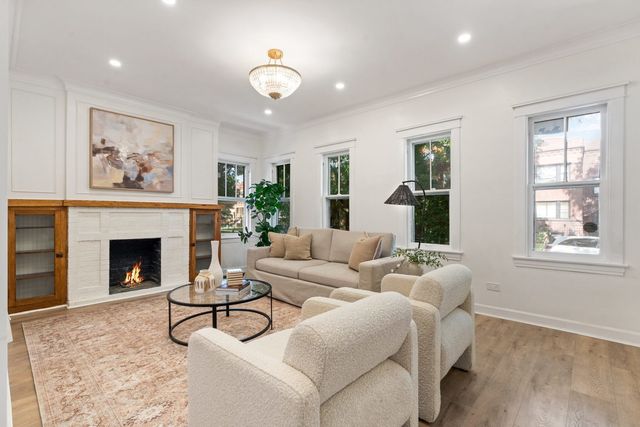2936 N Keating Avenue, Chicago, IL 60641
