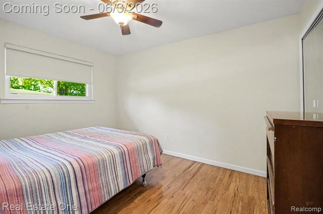 28460 Bradner Drive, Warren, MI 48088