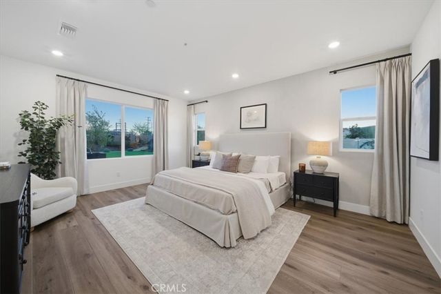 42949 56th Street W, Lancaster, CA 93536