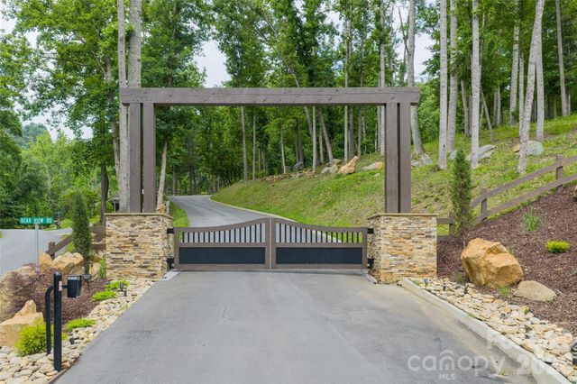 83 + 99999 Cozy Mountain Lane, Weaverville, NC 28787