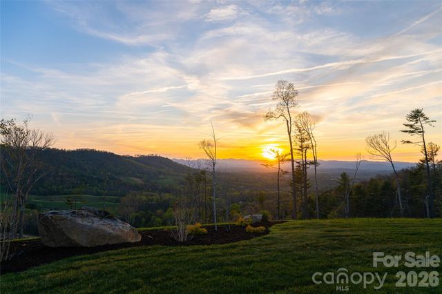 83 + 99999 Cozy Mountain Lane, Weaverville, NC 28787