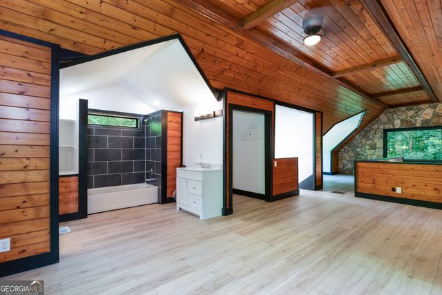 147 Deer Haven Drive, Blairsville, GA 30512