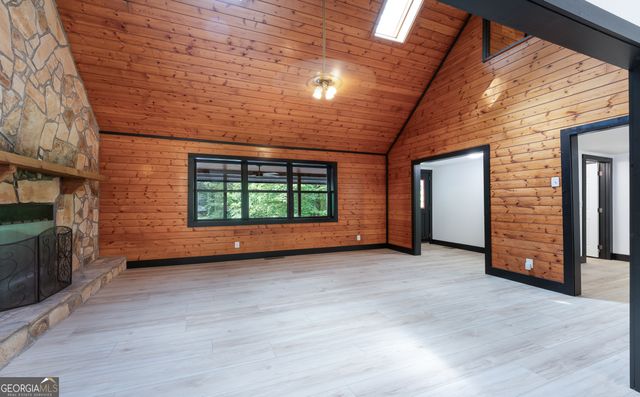 147 Deer Haven Drive, Blairsville, GA 30512