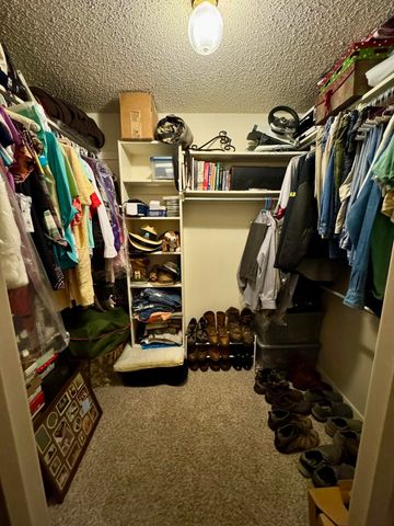 1015 Deer Park Ct., Longview, TX 75604