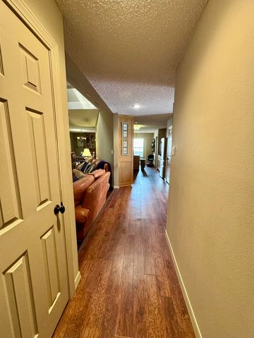 1015 Deer Park Ct., Longview, TX 75604