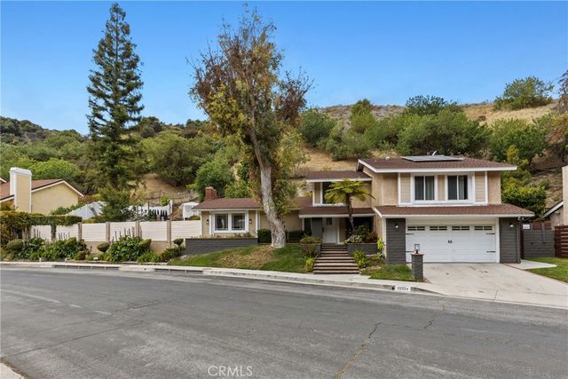 20224 Chapter, Woodland Hills, CA 91364