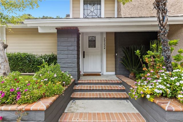 20224 Chapter, Woodland Hills, CA 91364