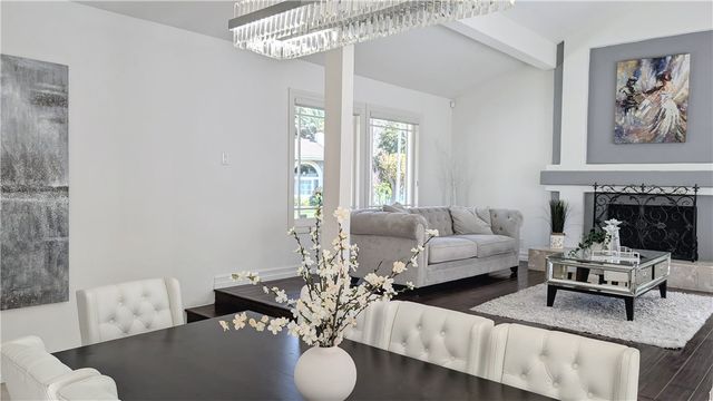 20224 Chapter, Woodland Hills, CA 91364